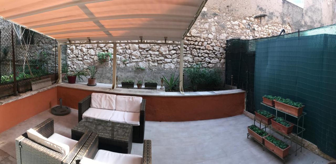 Garden Wine Suite Verona Exterior photo